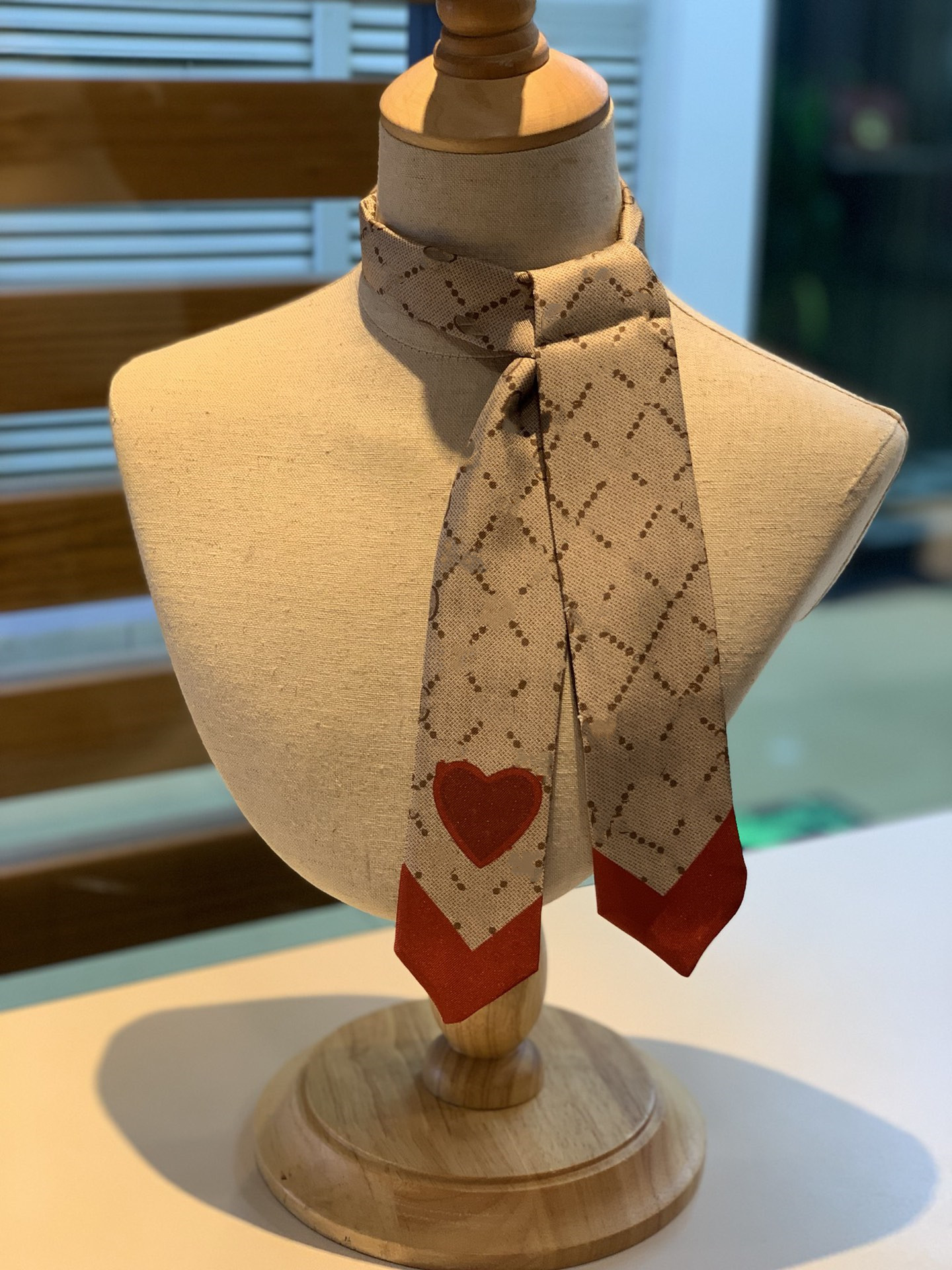 2021 Bags scraf Scarves wholesale Hats handle Gloves Wraps wedding Muffler wallet purse silk handbag women bag Paris shoulder tote Luggage g15, Blue;gray
2021 Bags scraf Scarves wholesale Hats handle Gloves Wraps wedding Muffler wallet purse silk handbag women bag Paris shoulder tote Luggage g15, Blue;gray