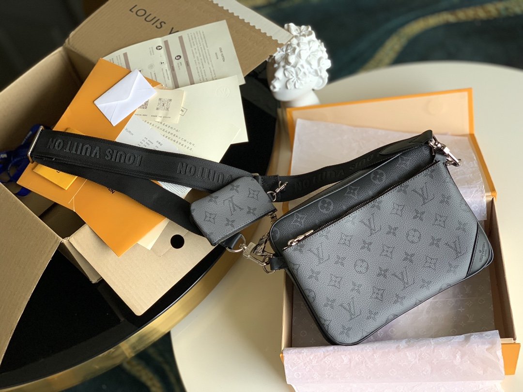2021 LV Louis Vitton Designers Luxurys TRIO 3pcs Shoulder Bags + Purses old flower Print Men's and Women's Fashion Crossbo 
2021 LV Louis Vitton Designers Luxurys TRIO 3pcs Shoulder Bags + Purses old flower Print Men's and Women's Fashion Crossbo