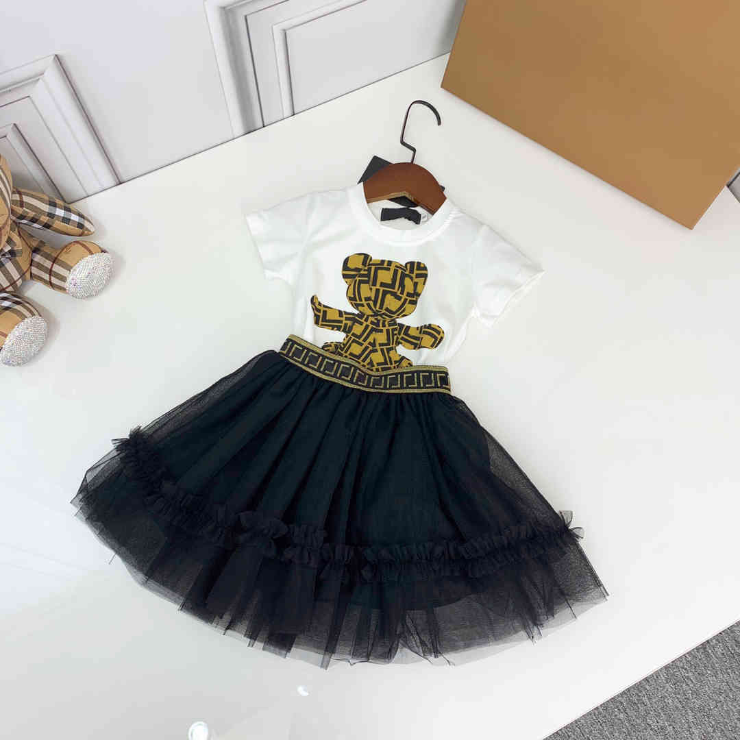 2021 summer designer girls t shirts+ skirts 2pics sets children's wear girls t shirts Fluffy skirt white t shirt
2021 summer designer girls t shirts+ skirts 2pics sets children's wear girls t shirts Fluffy skirt white t shirt