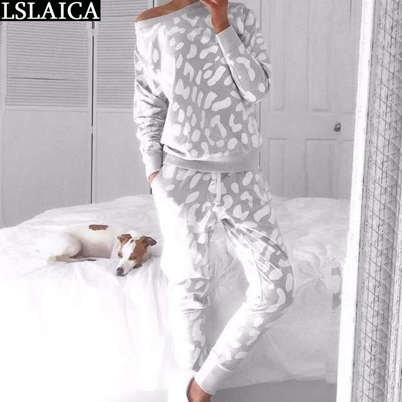 Casual Wear Ladies Pajamas Loose Round Neck Print Home Loungewear Fashion Autumn Winter Long Sleeve Women Two Piece Outfits 210520