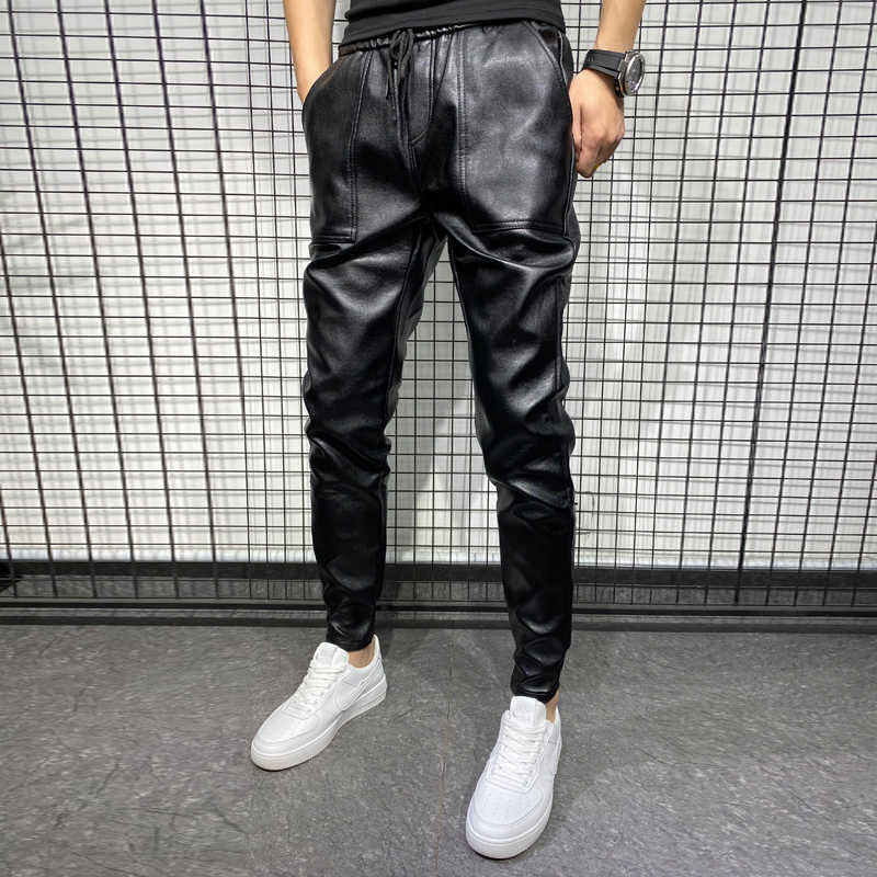 Arrivals Winter Thick Warm PU Leather Pants Men Clothes Simple Big Pocket Windproof Casual Trousers Black Plus Size 40 210810