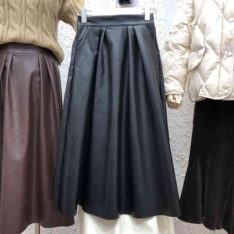 Women Solid Pu Leather Skirts with Pockets Autumn Winter High Waist Folds A-Line Mid Calf Skirt Female 210514