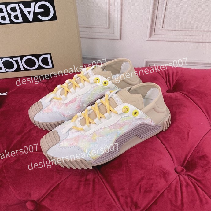 2022 Triple S Fashion Clear Sole Bottom boots Paris 17FW Mens Designer Sneakers Vintage Dad Platform Womens Luxury Casual Shoes Sports Trainers 35-41, 33
2022 Triple S Fashion Clear Sole Bottom boots Paris 17FW Mens Designer Sneakers Vintage Dad Platform Womens Luxury Casual Shoes Sports Trainers 35-41, 33