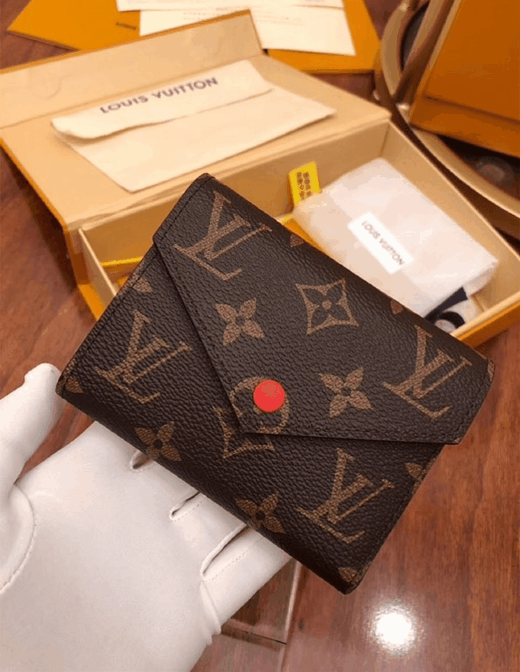 LOUIINGS VUTTON Wallet leather multicolor coin purse short wallet purse lady Card holder classic mini zipper pocket Handbags W/Box, Red;black
LOUIINGS VUTTON Wallet leather multicolor coin purse short wallet purse lady Card holder classic mini zipper pocket Handbags W/Box, Red;black