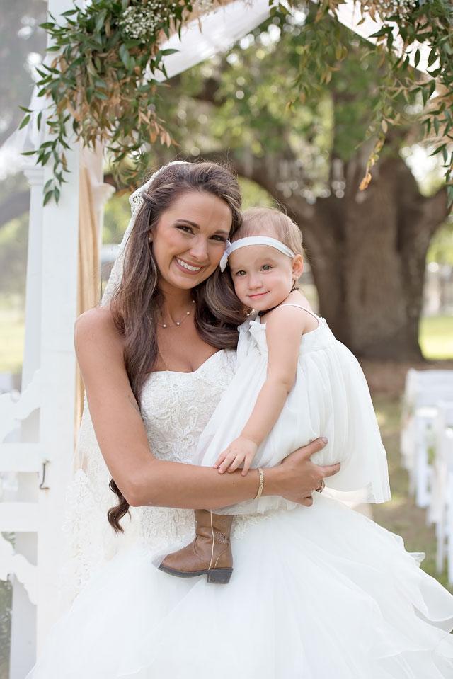 Country Wedding Dresses Cascading Ruffles Bridal Gown Custom Made Lace Applique Sweetheart Neckline Plus Size Sweep Train Vestido De Novia