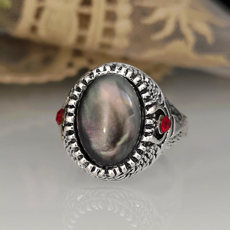 Wedding Rings Vintage Male Female Black Oval Stone Ring Classic Silver Color Flower Engagement Punk Red Zircon For Women
Wedding Rings Vintage Male Female Black Oval Stone Ring Classic Silver Color Flower Engagement Punk Red Zircon For Women
