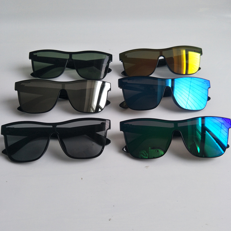 Brand Sunglasses For Men Woman Fashion Classic Square Frame Sun Glasses Reflective Coating Siamese Lens Eyewear
Brand Sunglasses For Men Woman Fashion Classic Square Frame Sun Glasses Reflective Coating Siamese Lens Eyewear