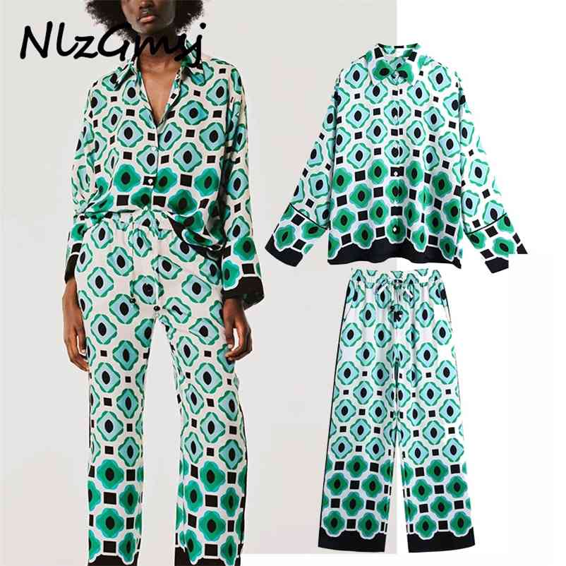 Women Blouses Long Sleeve Asymmetric Vintage Summer Shirts Female Chic Button Up Loose Top 04 210628, As picture
Women Blouses Long Sleeve Asymmetric Vintage Summer Shirts Female Chic Button Up Loose Top 04 210628, As picture