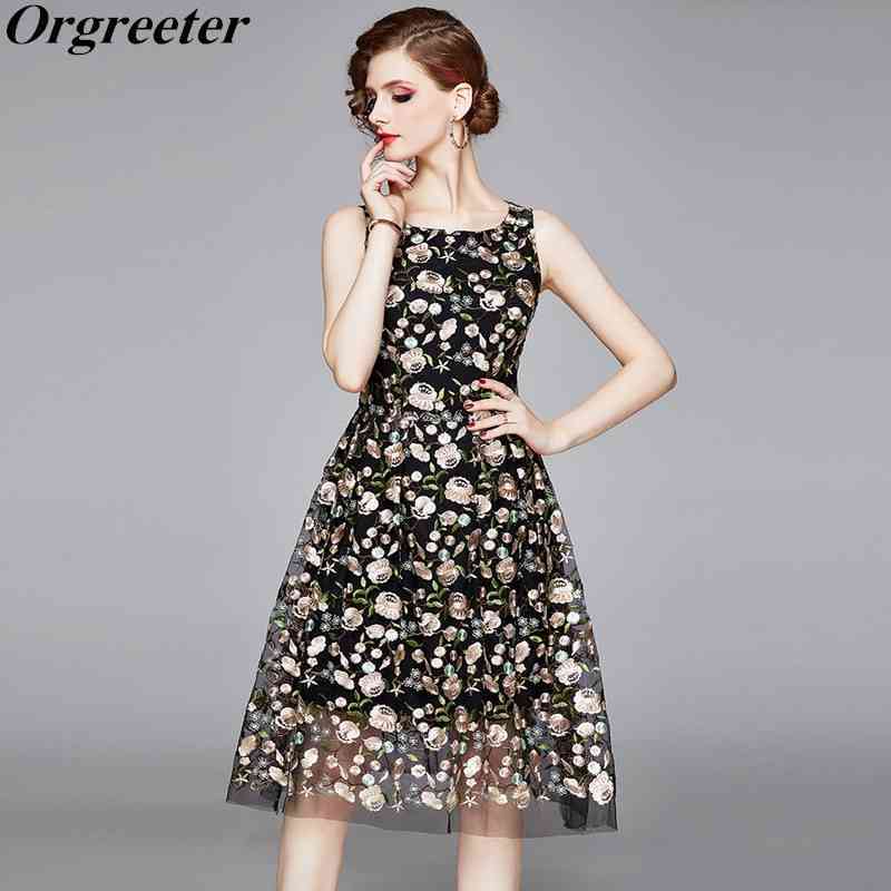 Plus Size M-XXL Retro Flower Floral Embroidery Sleeveless Dress Women Summer See though Mesh Slim OL Dresses Vestidos 210525, Black
Plus Size M-XXL Retro Flower Floral Embroidery Sleeveless Dress Women Summer See though Mesh Slim OL Dresses Vestidos 210525, Black