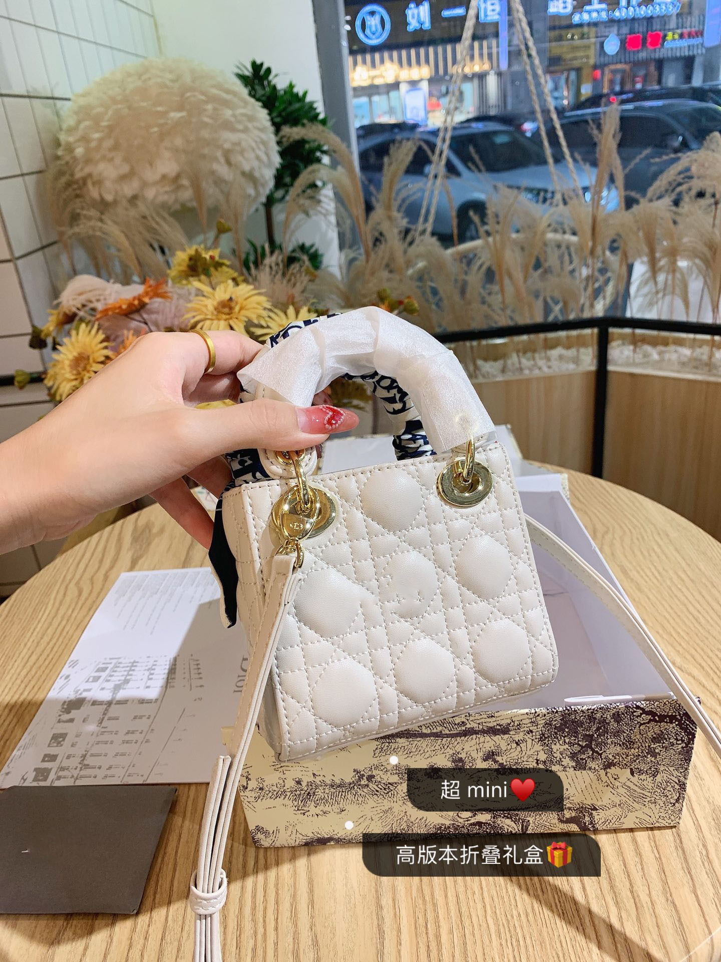 D Fashion Bags small square bag female 2021 summer new trendy one-shoulder messenger
D Fashion Bags small square bag female 2021 summer new trendy one-shoulder messenger