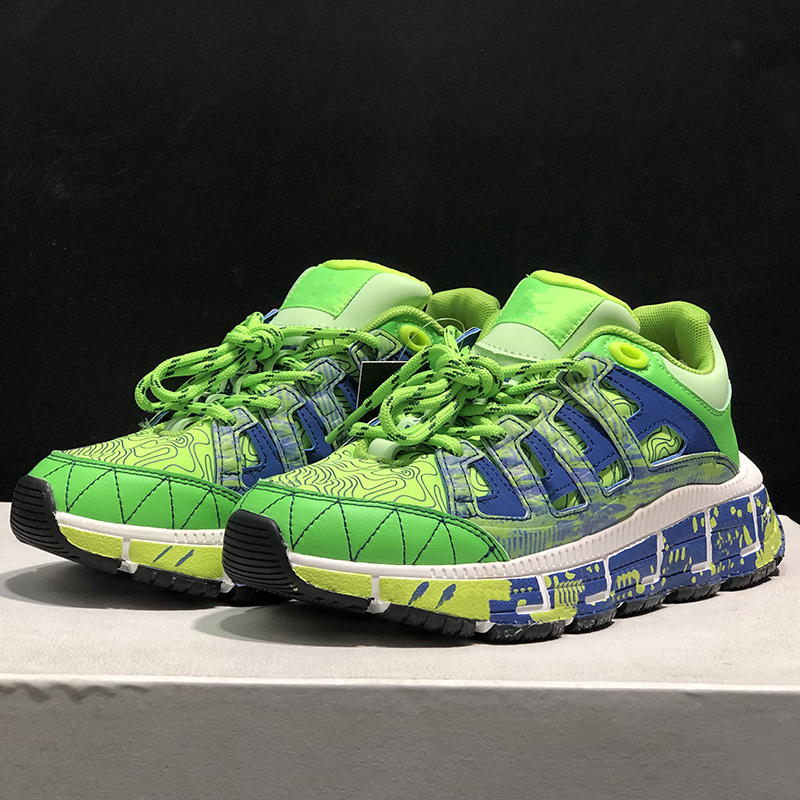Men Trigreca Sneakers 4.0 Chainer Reaction Running Shoes Designer Platform Sneaker Black Green Print Leather Trainers Old dad Shoe 305, Socks
Men Trigreca Sneakers 4.0 Chainer Reaction Running Shoes Designer Platform Sneaker Black Green Print Leather Trainers Old dad Shoe 305, Socks