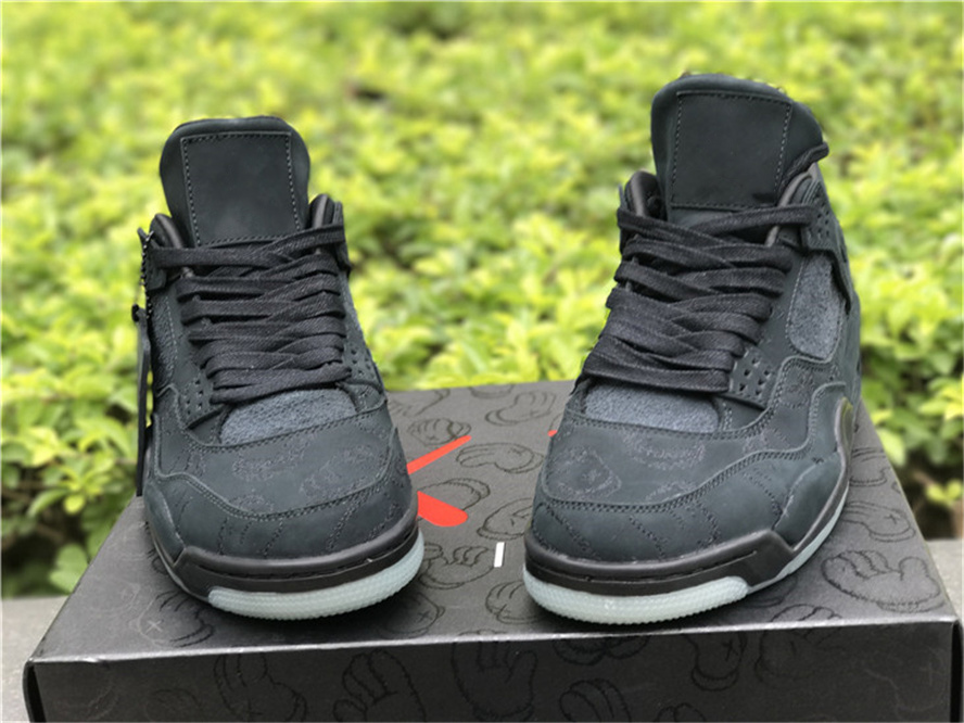 2021 Authentic 4 KAWS Black Cool Grey White Shoes Glow In DARK Mens Outdoor Sports Sneakers With Original Box