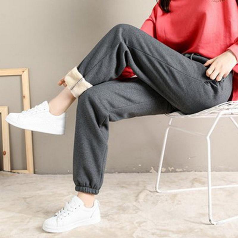 Women's Pants & Capris Winter Women Gym Sweatpants Workout Fleece Trousers Solid Thick Warm Female Sport Running Pantalones Mujer, Black
Women's Pants & Capris Winter Women Gym Sweatpants Workout Fleece Trousers Solid Thick Warm Female Sport Running Pantalones Mujer, Black