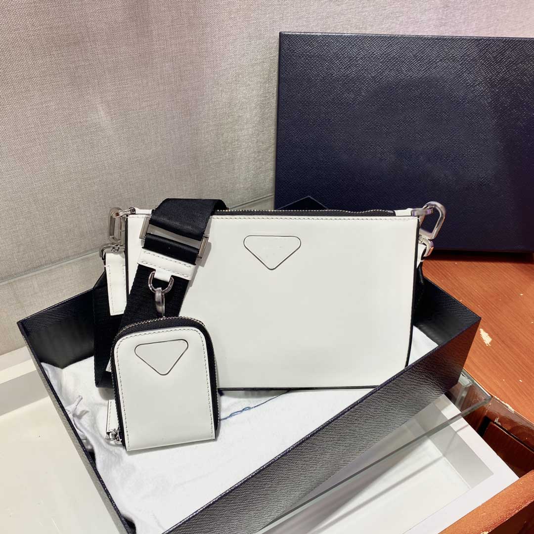 Ultra-thin Clutch Casual HOBO Ladies Fashion crossbody Designer Shoulder Strap Mini Pouch Ornaments High Quality Retro Glossy Leather Black
Ultra-thin Clutch Casual HOBO Ladies Fashion crossbody Designer Shoulder Strap Mini Pouch Ornaments High Quality Retro Glossy Leather Black