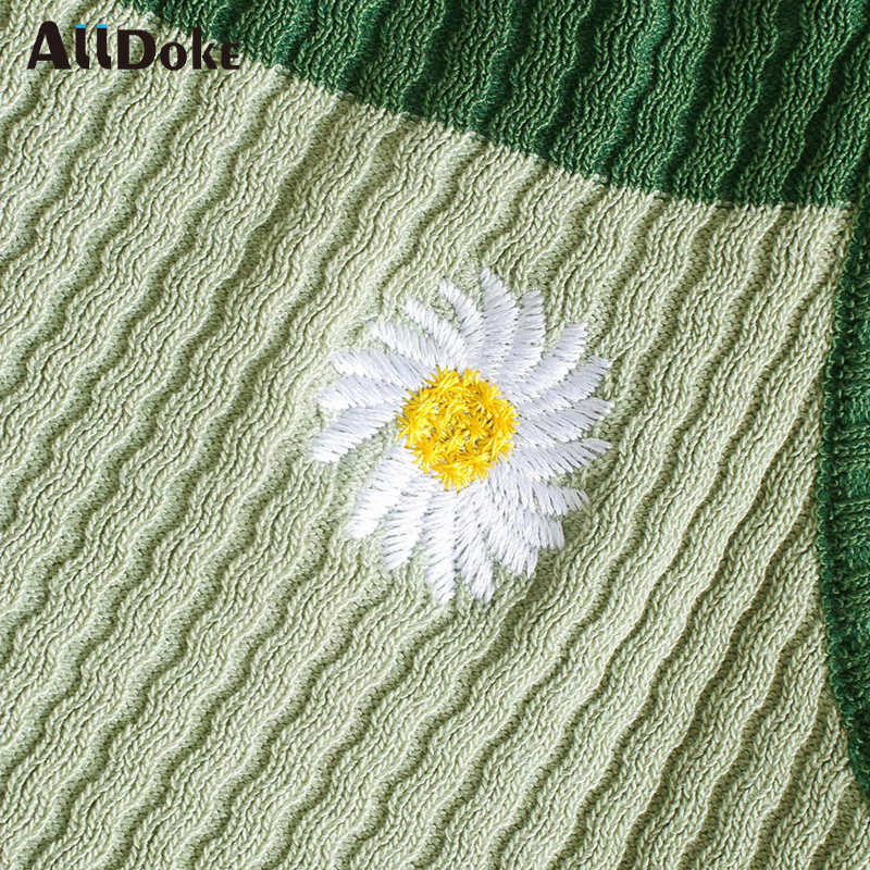 ALLDOKE floral embroidery crop tops women summer strap sleeveless vintage cropped feminino streetwear casual tops camisole 210625