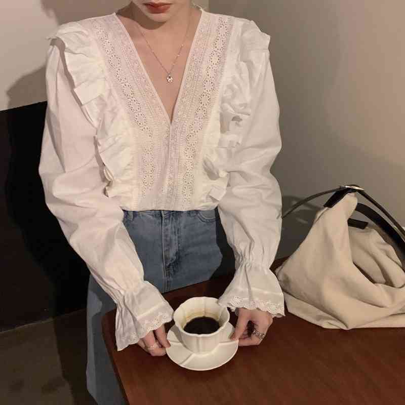 Nomikuma Elegant V-neck Women Blouse Korean Flare Long Sleeve Pullover Shirt Autumn New Ruffle Patchwork Blusas Top 6C530 210427