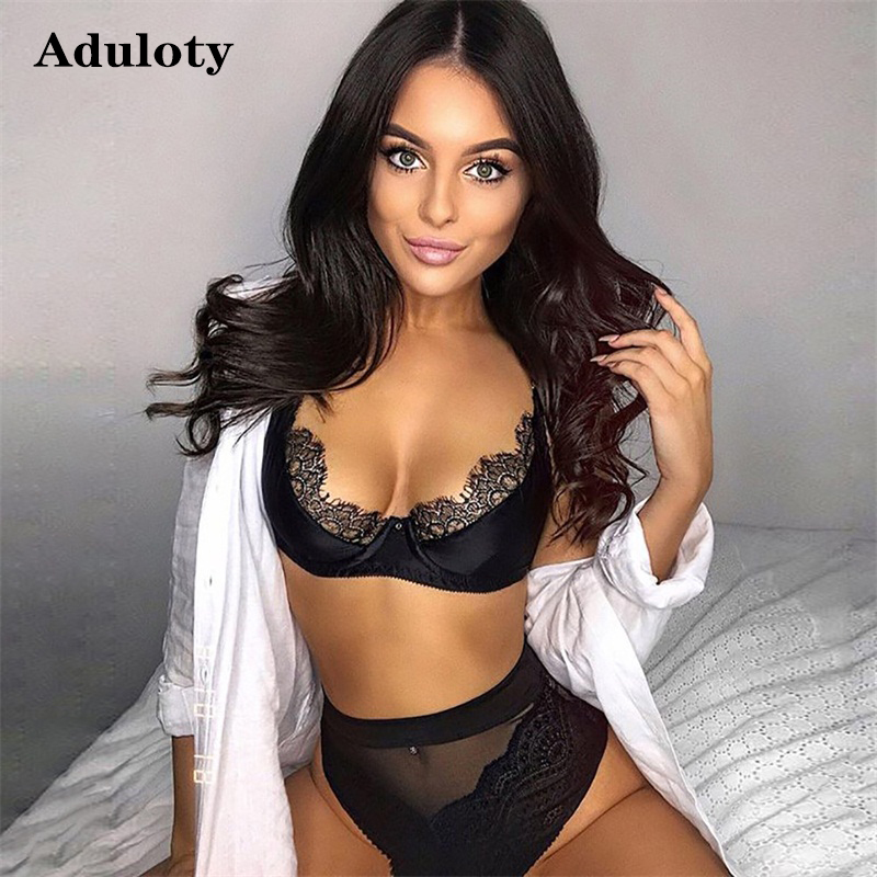 New womens eyelashes lace stitching underwear set wire free bra set thin lace mesh see-through underpants erotic lingerie set, Red
New womens eyelashes lace stitching underwear set wire free bra set thin lace mesh see-through underpants erotic lingerie set, Red