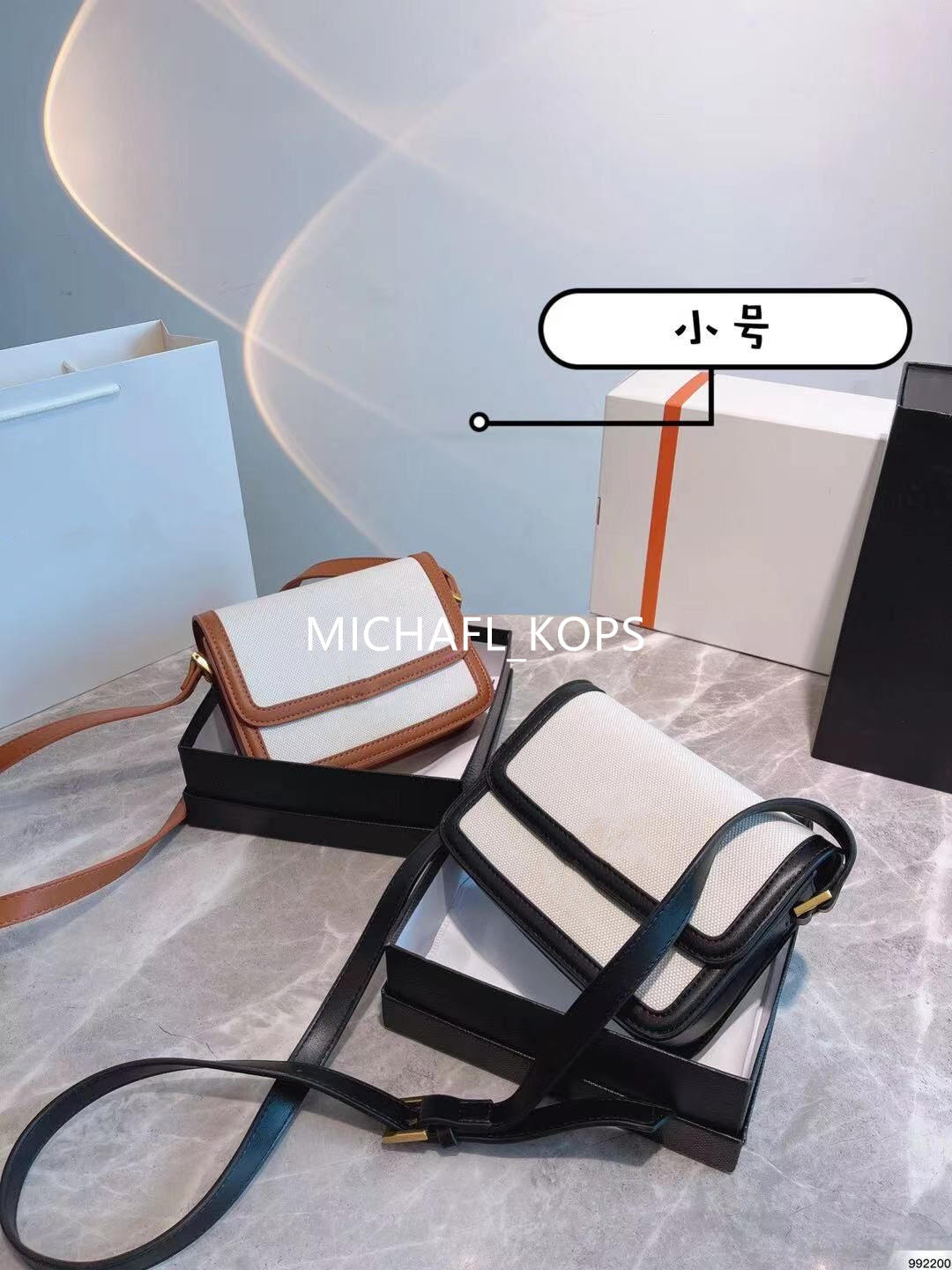 New Designer Luxury Handbags Purses Women Shoulder Bags Two-tone Totes Letter Patchwork Artwork Cassandra Rivet Flap Vintage Clutch Bags
New Designer Luxury Handbags Purses Women Shoulder Bags Two-tone Totes Letter Patchwork Artwork Cassandra Rivet Flap Vintage Clutch Bags