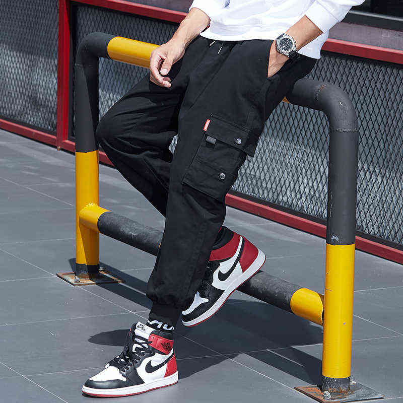 Hip Hop Cargo Pant Mens Fashion Joggers Casual Pants Streetwear Multi-Pocket Ribbons Military Pants Men Harem Pants Large Size 211112