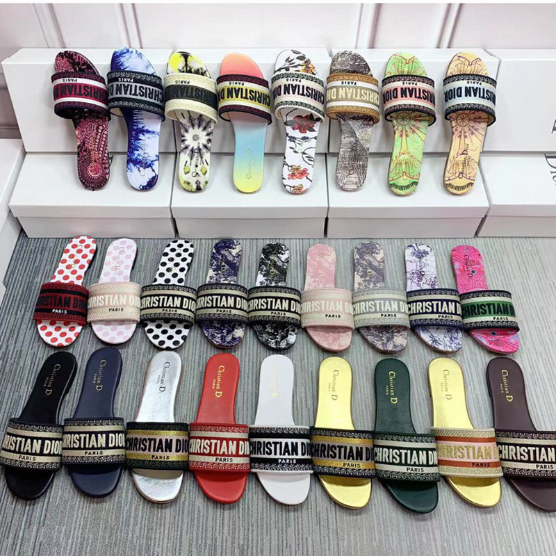 2021 Summer New Sandals Womens Fashion Outerwear Vintage Embroidered Letters Flat Womens Slippers Sandals, Totem black/blue
2021 Summer New Sandals Womens Fashion Outerwear Vintage Embroidered Letters Flat Womens Slippers Sandals, Totem black/blue
