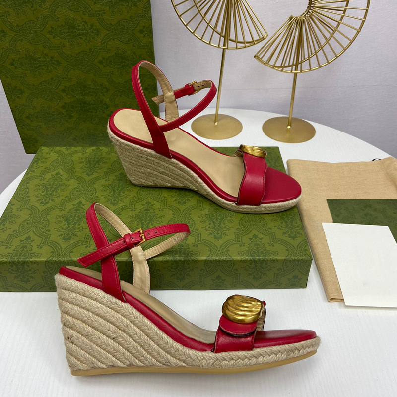 2021 Luxury Designer new European women sandals platform Classic Straw Wedge 8cm high Heel fashion sandals sizes 35-41 with Box top quality, Black
2021 Luxury Designer new European women sandals platform Classic Straw Wedge 8cm high Heel fashion sandals sizes 35-41 with Box top quality, Black