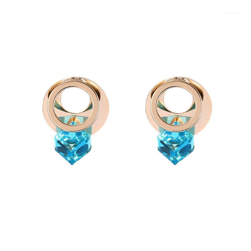 Stud 2022 Women Girls Fashion Big Circle Crystal Earrings Jewelry 1Set Ear Studs Accessories Gifts Female Brincos, Golden;silver
Stud 2022 Women Girls Fashion Big Circle Crystal Earrings Jewelry 1Set Ear Studs Accessories Gifts Female Brincos, Golden;silver