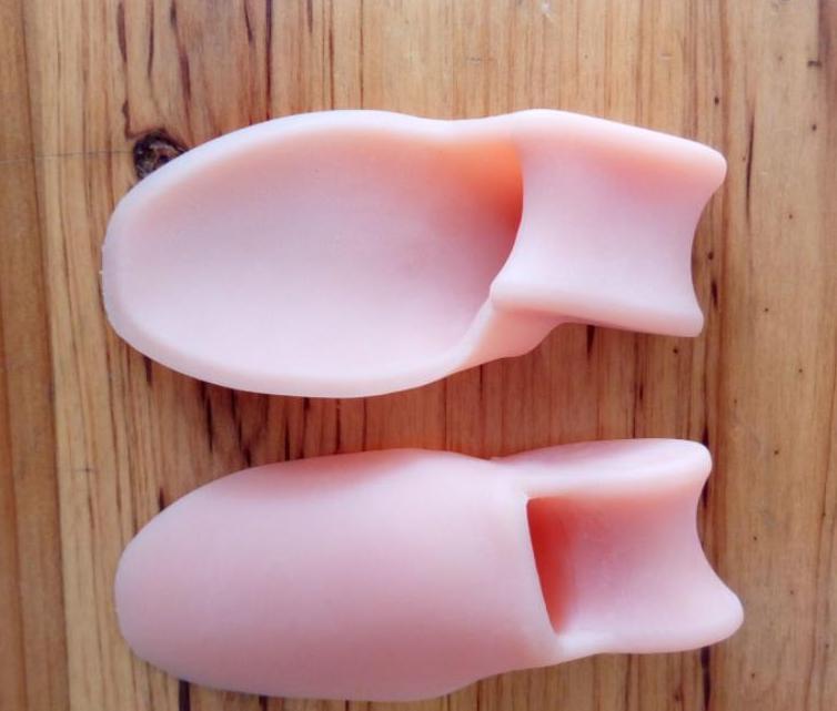 2021 new Toe Hallux Valgus Corrector Silicone Gel Spreader Feet Care Toe separator Bunion Guard Toe Stretcher Straightener
2021 new Toe Hallux Valgus Corrector Silicone Gel Spreader Feet Care Toe separator Bunion Guard Toe Stretcher Straightener