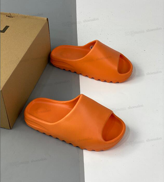2021 Slides bone resin desert sand sandals Slippers Foam Slipper Runner red Slide MXT Moon Grey earth brown men women mens Vermillion Soot C, Black
2021 Slides bone resin desert sand sandals Slippers Foam Slipper Runner red Slide MXT Moon Grey earth brown men women mens Vermillion Soot C, Black