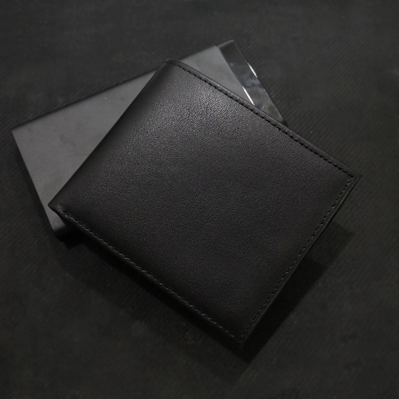 Fashion Mens Wallet Card holder High-quality Leather Business Coin Short Tote Bag Folding Craft purse portable driver's license, Box
Fashion Mens Wallet Card holder High-quality Leather Business Coin Short Tote Bag Folding Craft purse portable driver's license, Box