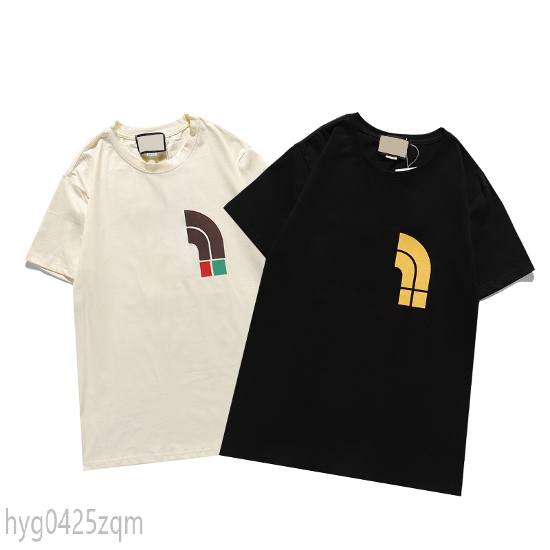 Luxury Summer T Shirt Mens Designer Tees Women Hip Hop Famous Brand Letter Printing Men Stylist Short Sleeves Shirts Size M
Luxury Summer T Shirt Mens Designer Tees Women Hip Hop Famous Brand Letter Printing Men Stylist Short Sleeves Shirts Size M