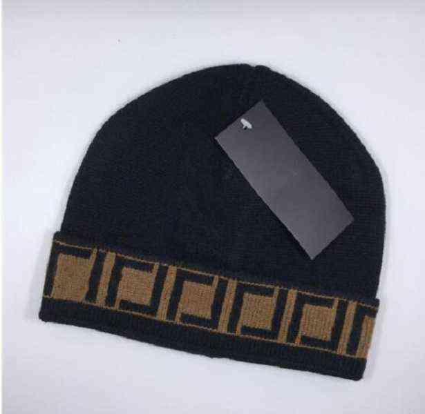 High quality classic letter Knitted Beanie Caps for Men's Women's Autumn Winter Warm Thick Wool Embroidery Cold Hat Couple Fashion Street, Grey
High quality classic letter Knitted Beanie Caps for Men's Women's Autumn Winter Warm Thick Wool Embroidery Cold Hat Couple Fashion Street, Grey