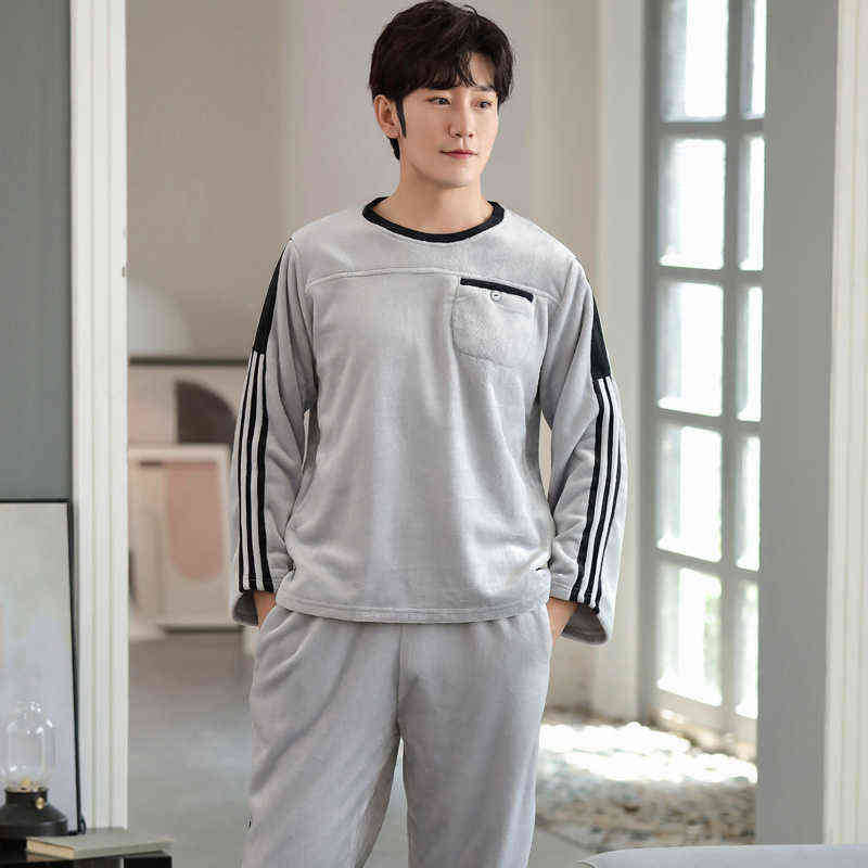 Winter Thick Warm Men Coral Fleece Pajamas Set Long Sleeve Round Neck Loose Soft Plus Size Male Lounge Homewear Suits 211104