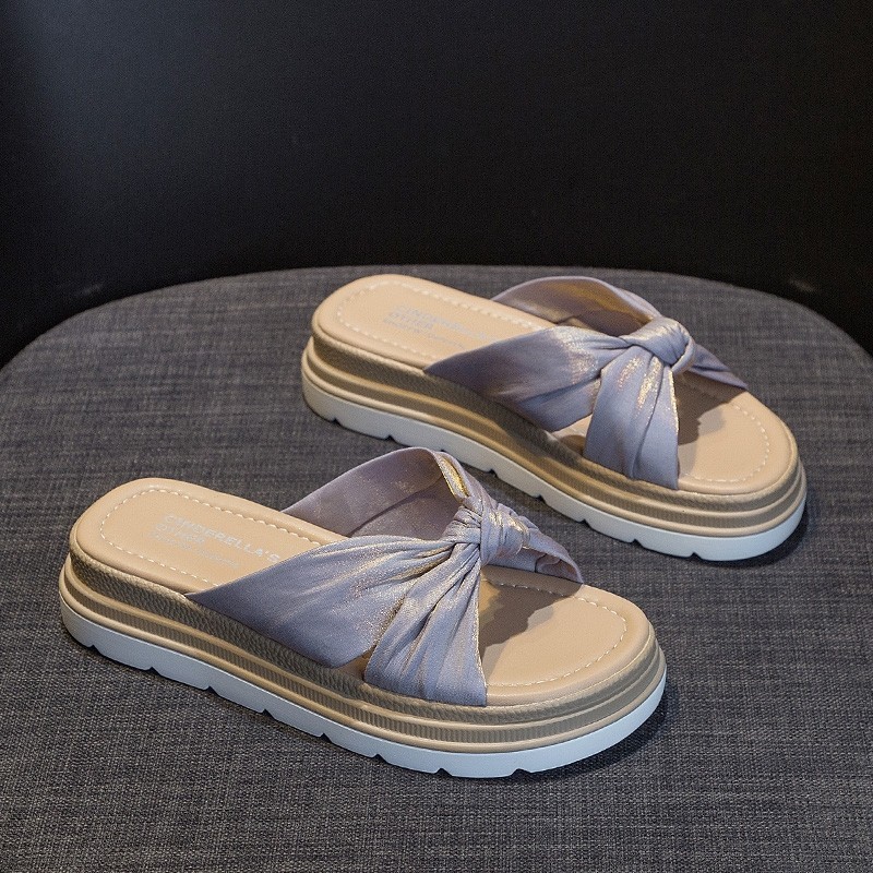 luxury slippers slipper's 2021 summer muffin thick bottomed street po trend lazy comfortable drag, Black
luxury slippers slipper's 2021 summer muffin thick bottomed street po trend lazy comfortable drag, Black