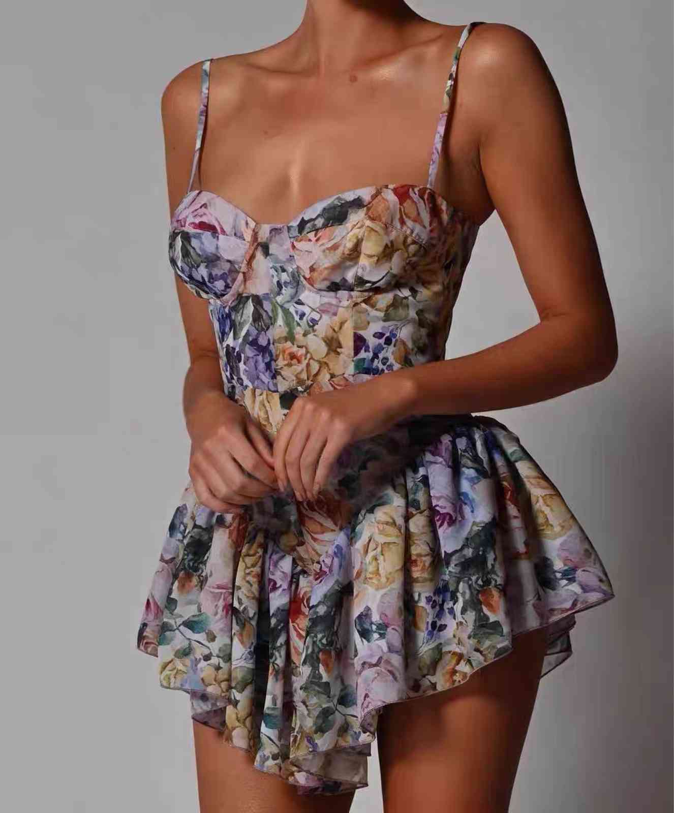 Jennie Kim celebrity style vintage printed camisole mini dress sexy women night casual beach dresses party pleated chic 210421