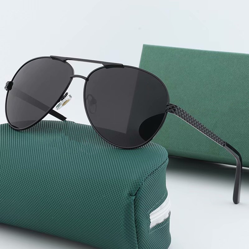 1pcs Fashion Sunglasses Eyewear Sun Glasses Designer Mens Womens Brown Cases Black Metal Frame Dark 50mm Lenses For AAAA+, White;black
1pcs Fashion Sunglasses Eyewear Sun Glasses Designer Mens Womens Brown Cases Black Metal Frame Dark 50mm Lenses For AAAA+, White;black