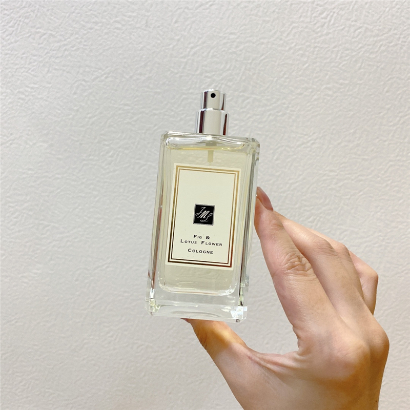 Hottest Air Freshener London Perfume Fragrance 100ML Fig Lotus Flower Mimosa Cardamon Grapefruit Cologne Intense Long Lasting Good Smell
Hottest Air Freshener London Perfume Fragrance 100ML Fig Lotus Flower Mimosa Cardamon Grapefruit Cologne Intense Long Lasting Good Smell