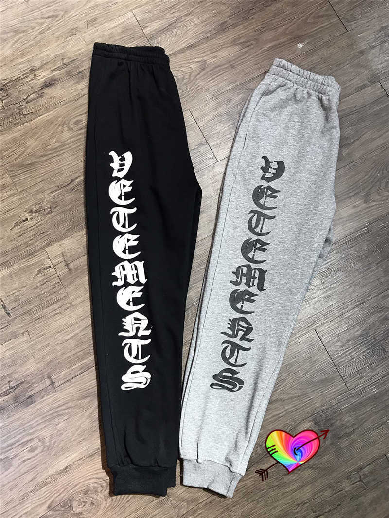 Vetements Gothic Pants Men Women High Quality Anarchy Vetements Sweatpants Slightly Loose VTM Trousers Inside Tag Label X0628, Black
Vetements Gothic Pants Men Women High Quality Anarchy Vetements Sweatpants Slightly Loose VTM Trousers Inside Tag Label X0628, Black