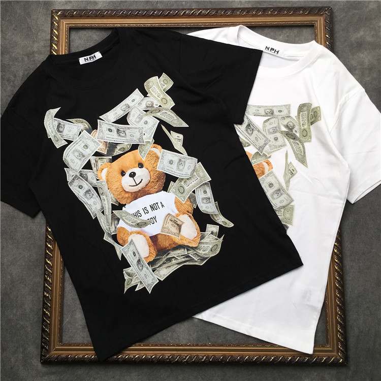 2 colours Crew neck Doodle dollars bear printed T-shirt for men and women pure cotton half-sleeved short-sleeved, White
2 colours Crew neck Doodle dollars bear printed T-shirt for men and women pure cotton half-sleeved short-sleeved, White