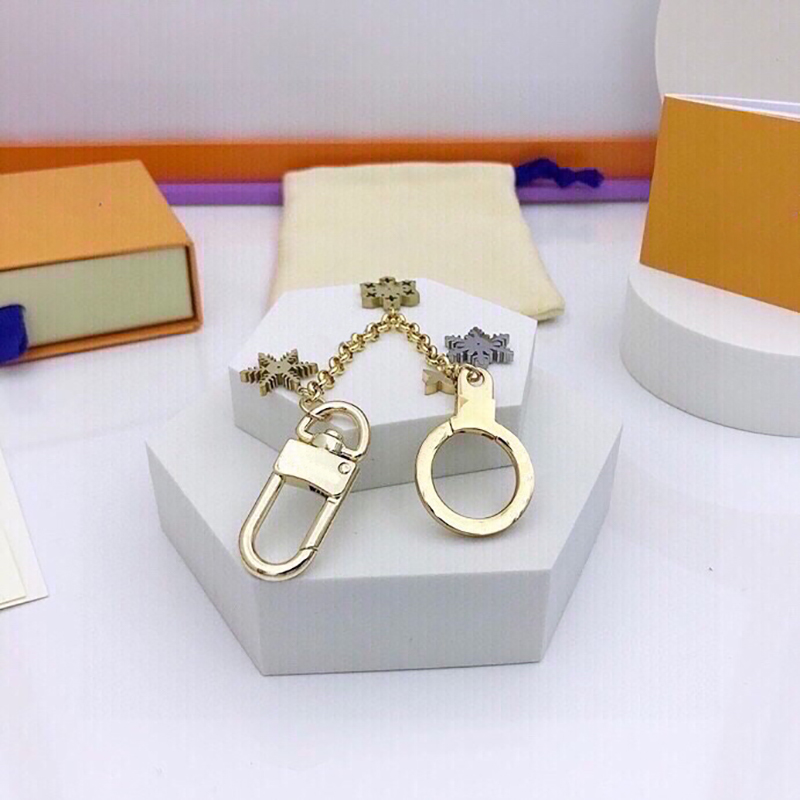 Fashion Keychains Luxury Designer Keychain Women Designer Key bag Charm Mens Keychain Wallet Car Keychains Outdoor New D216305F, Silver
Fashion Keychains Luxury Designer Keychain Women Designer Key bag Charm Mens Keychain Wallet Car Keychains Outdoor New D216305F, Silver