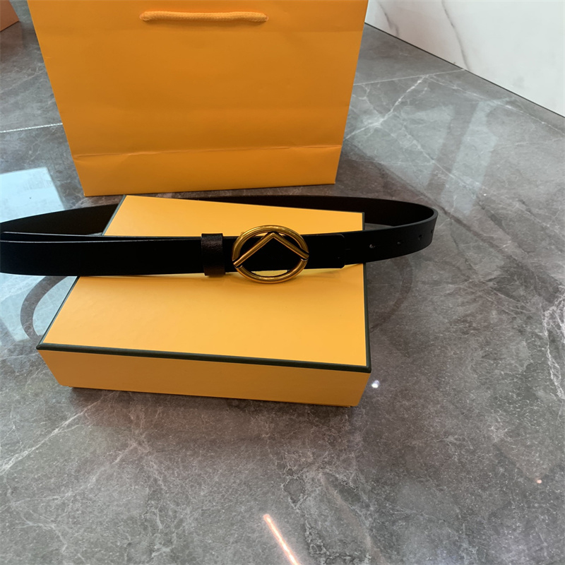 Mens Leisure Business Belt Fashion Designers Gold Buckle Cowhide Belts Womens Classic Girdle Width 2.8cm Waistband With Box 21080203ZY
Mens Leisure Business Belt Fashion Designers Gold Buckle Cowhide Belts Womens Classic Girdle Width 2.8cm Waistband With Box 21080203ZY