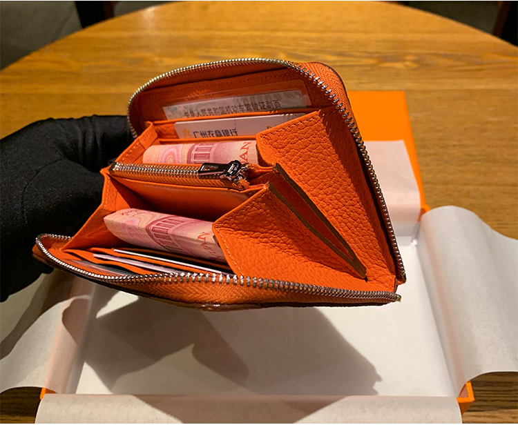 2025S designer Purse Zipper: Short Leather Coin Bag with Multi Card Slots - Compact and Lightweight for Daily Use Handbag shoulder women bag crossbody