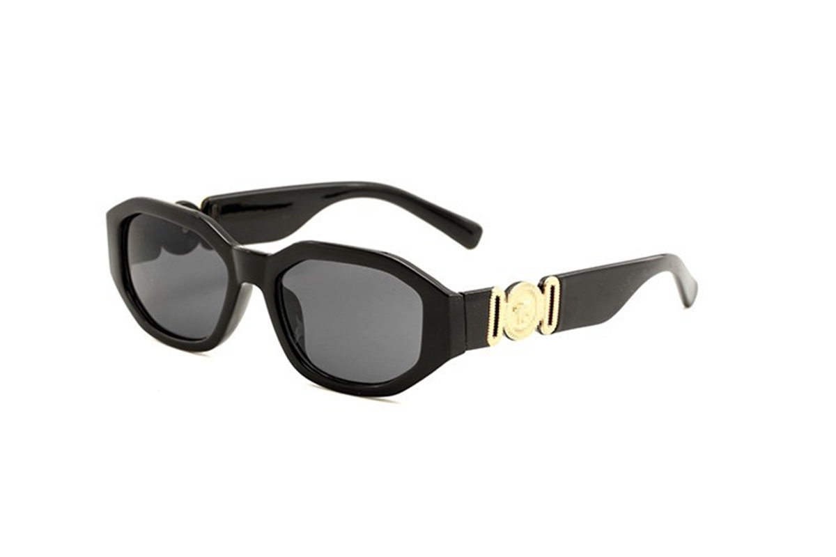 Fashion Lady Oversize Square F Sunglasses Women Men Small G Glasses GradientSunGlasses Female UV400, White;black
Fashion Lady Oversize Square F Sunglasses Women Men Small G Glasses GradientSunGlasses Female UV400, White;black