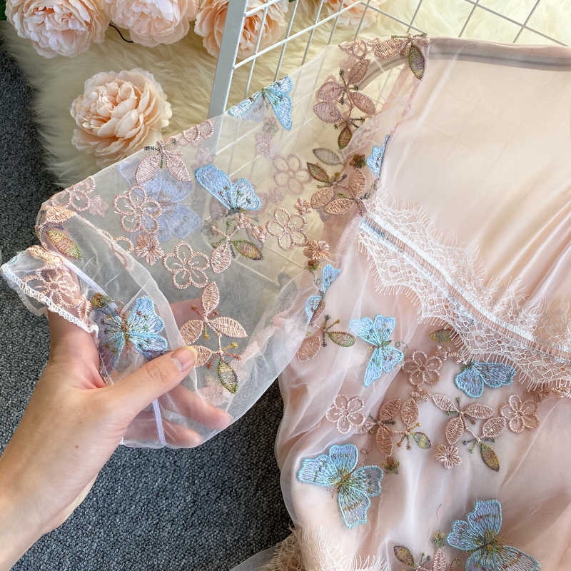 Fashion Women Gauze Embroidered Butterfly Round Neck Short Sleeve High Waist Slim A-line Dress Elegant Vestidos R253 210527