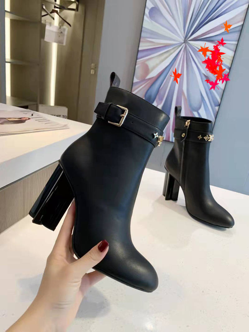 2022 Top Quality Winter Women Dress Boots High Heels design Leather Boot knitted sock-like flats biker luxury designer shoes Tall Ankle Booties with logo and box -G0250, Picture color
2022 Top Quality Winter Women Dress Boots High Heels design Leather Boot knitted sock-like flats biker luxury designer shoes Tall Ankle Booties with logo and box -G0250, Picture color