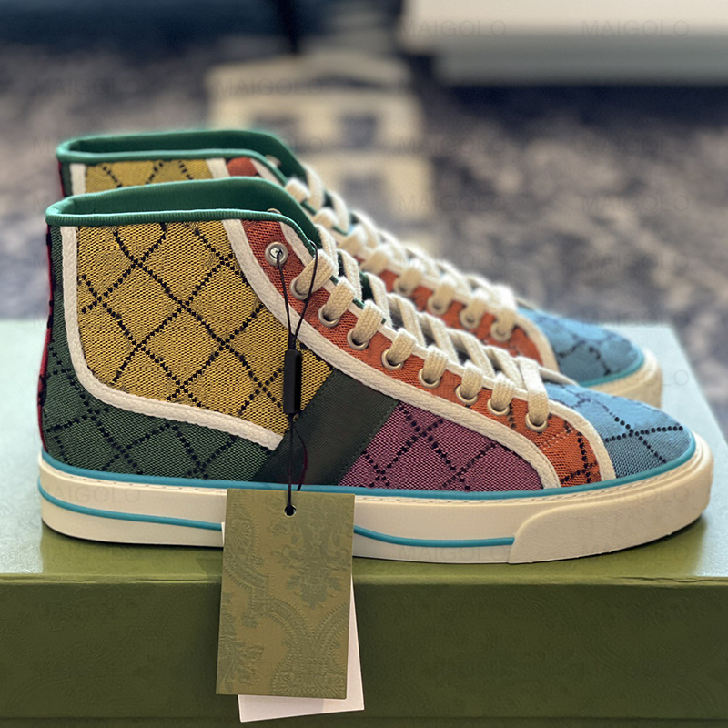 High Top quality 1977 Men Women Shoes Sale Canvas Rubber Sole Casual Fashion Rhyton Designer Sneakers For Male lady Girl Boy Big Size 35-46 With Original Box
High Top quality 1977 Men Women Shoes Sale Canvas Rubber Sole Casual Fashion Rhyton Designer Sneakers For Male lady Girl Boy Big Size 35-46 With Original Box