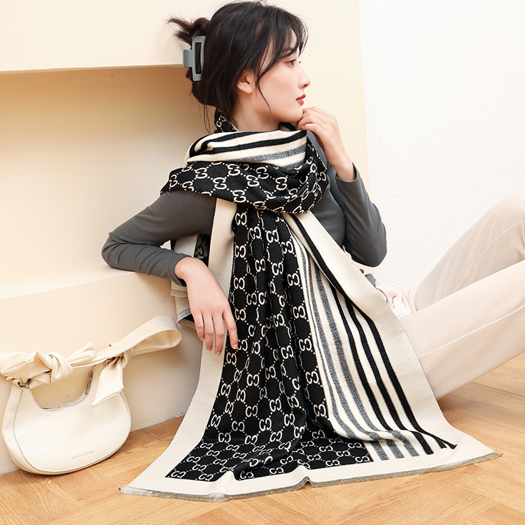 70% Off Outlet Online Sale 2021 winter vertical stripe small classic women's long plain print decoration high-grade scarf warm shawl, Blue;gray
70% Off Outlet Online Sale 2021 winter vertical stripe small classic women's long plain print decoration high-grade scarf warm shawl, Blue;gray