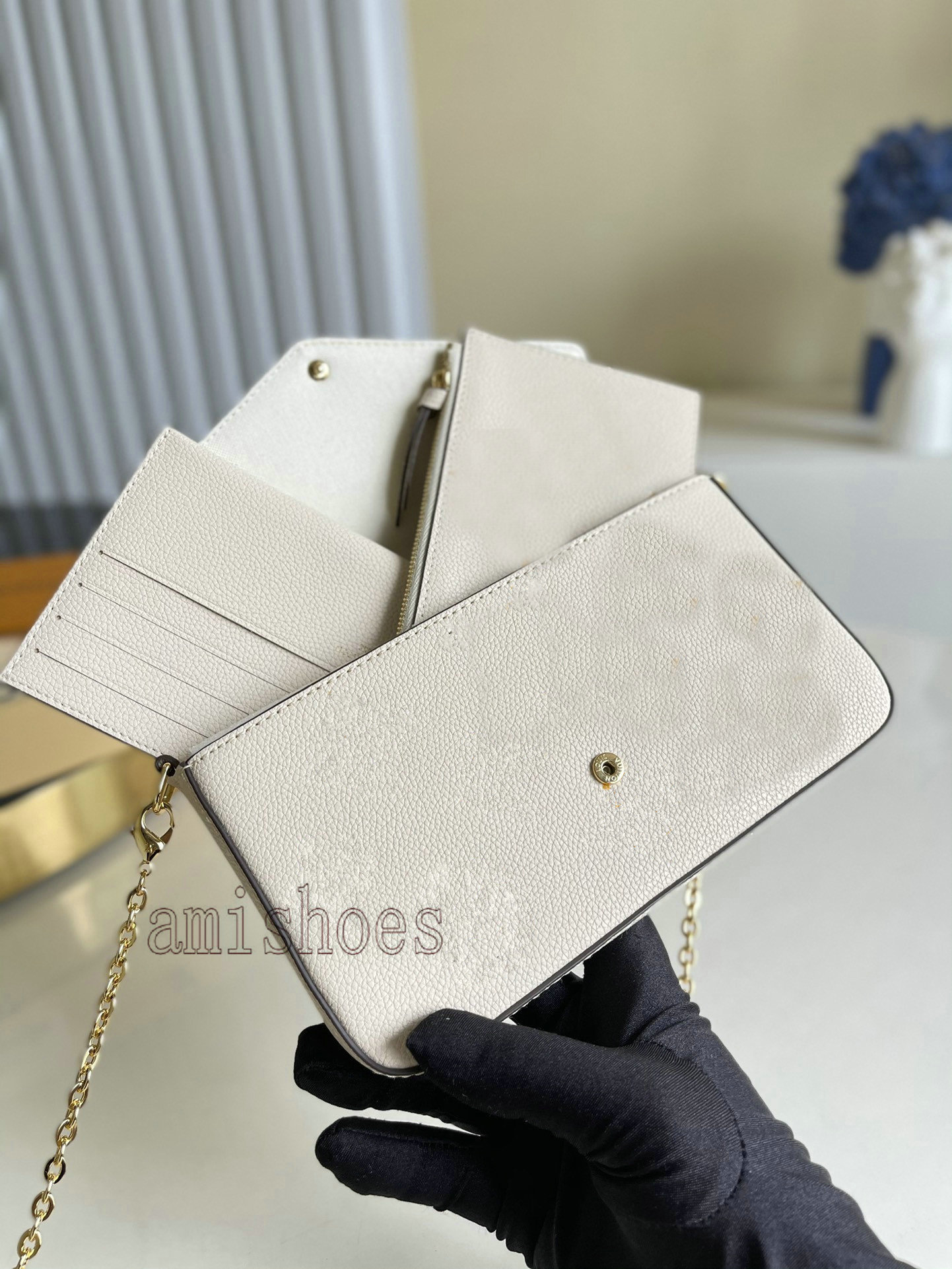 M80498 Felicie Special Pochette Chain Bag Leather Designer Small Handbag Designers Luxurys Womens Bags Summer 2021 By The Pool 3in1 Purse Wa, Brown;gray
M80498 Felicie Special Pochette Chain Bag Leather Designer Small Handbag Designers Luxurys Womens Bags Summer 2021 By The Pool 3in1 Purse Wa, Brown;gray