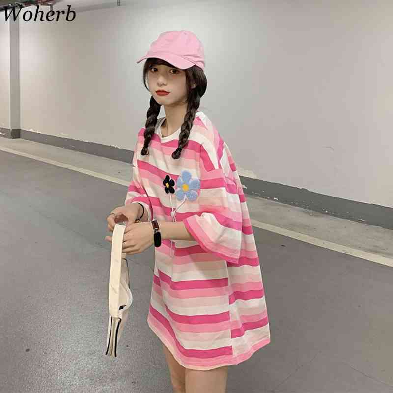 Korean Vintage Rainbow Striped Woman T-shirts Floral Patch Summer All Match O-neck Kawaii Cute Fashion Ropa Mujer 210519