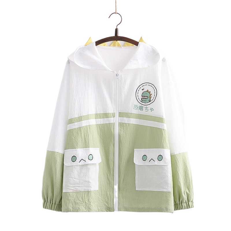 Green Cartoon Dinosaur Embroidery Thin Hooded Jacket Women Summer Korean Fashion Ladies Casual Zipper Kawaii Outerwear Coat 210526
Green Cartoon Dinosaur Embroidery Thin Hooded Jacket Women Summer Korean Fashion Ladies Casual Zipper Kawaii Outerwear Coat 210526