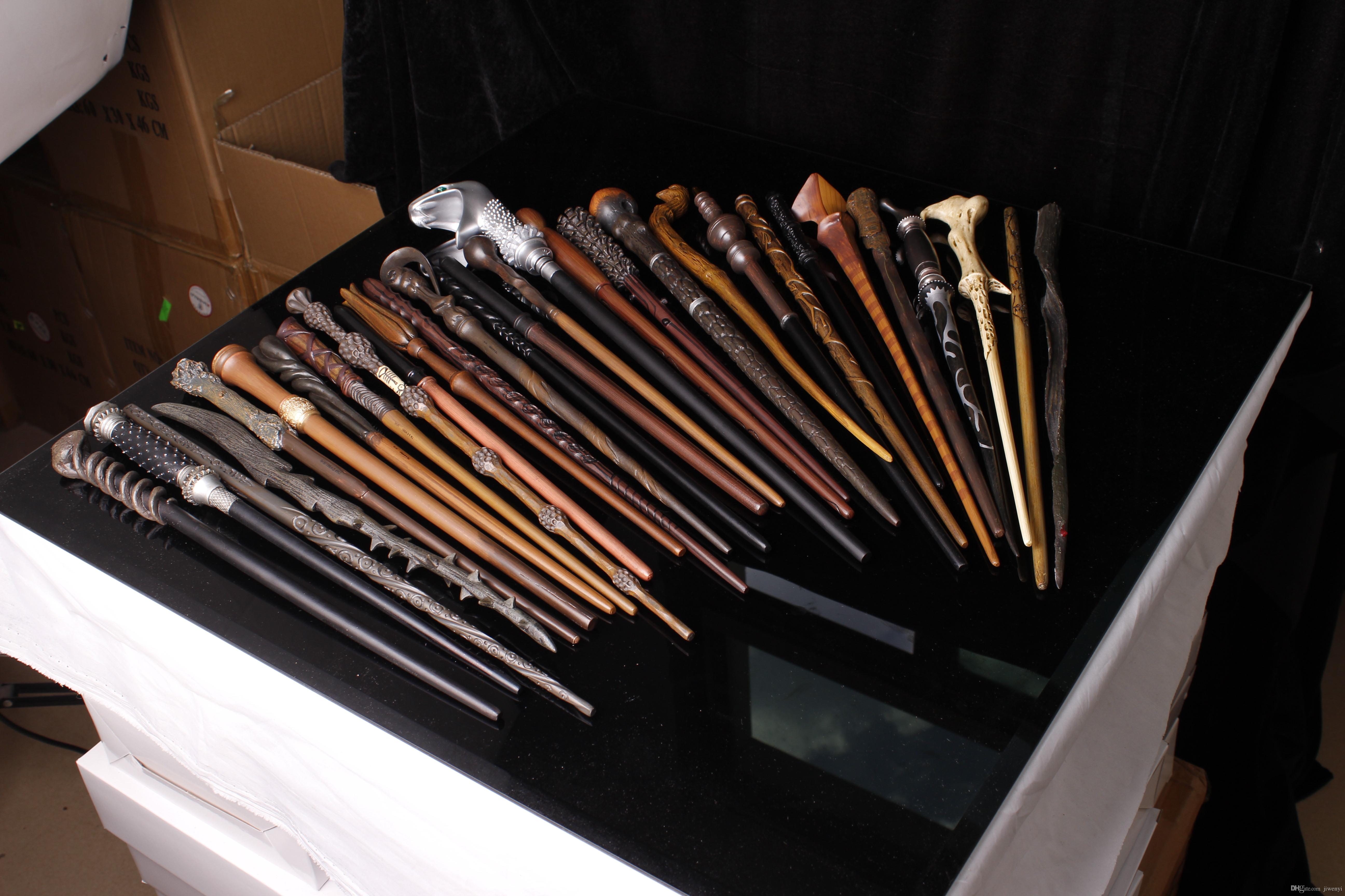 80 Styles Newest Metal Core Cos Games Harry dumbledore Ron Ginny Snape Magic Wand Lord Voldemort Cosplay Magical Stick Moive toys Christmas Gift
80 Styles Newest Metal Core Cos Games Harry dumbledore Ron Ginny Snape Magic Wand Lord Voldemort Cosplay Magical Stick Moive toys Christmas Gift